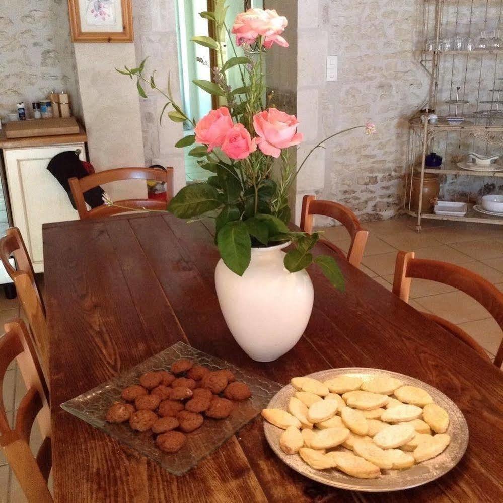 Gite Du Calme 3 Star Bed & Breakfast Cognac Chérac Exteriér fotografie