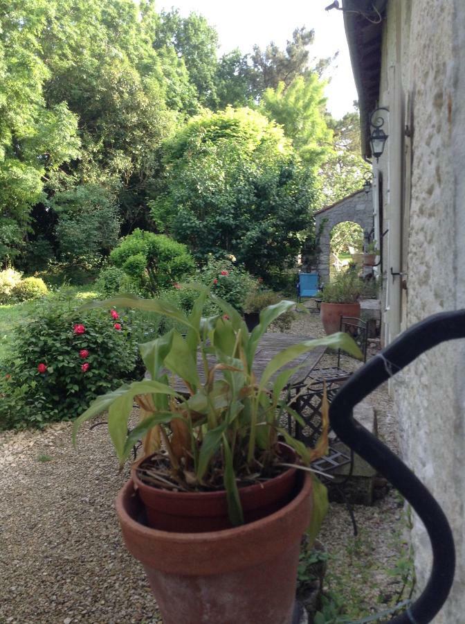 Gite Du Calme 3 Star Bed & Breakfast Cognac Chérac Exteriér fotografie