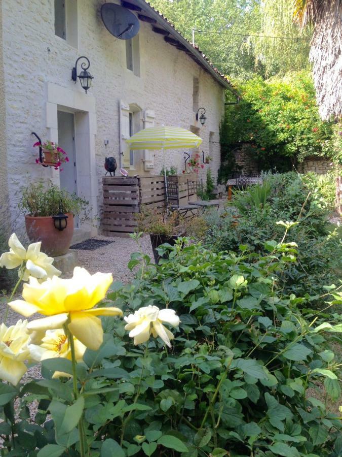 Gite Du Calme 3 Star Bed & Breakfast Cognac Chérac Exteriér fotografie